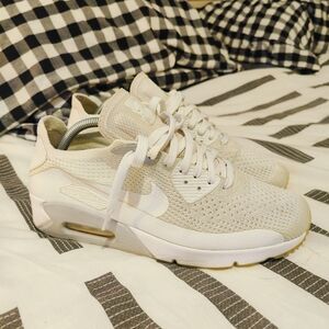 Nike Air Max 90 Ultra Flyknit